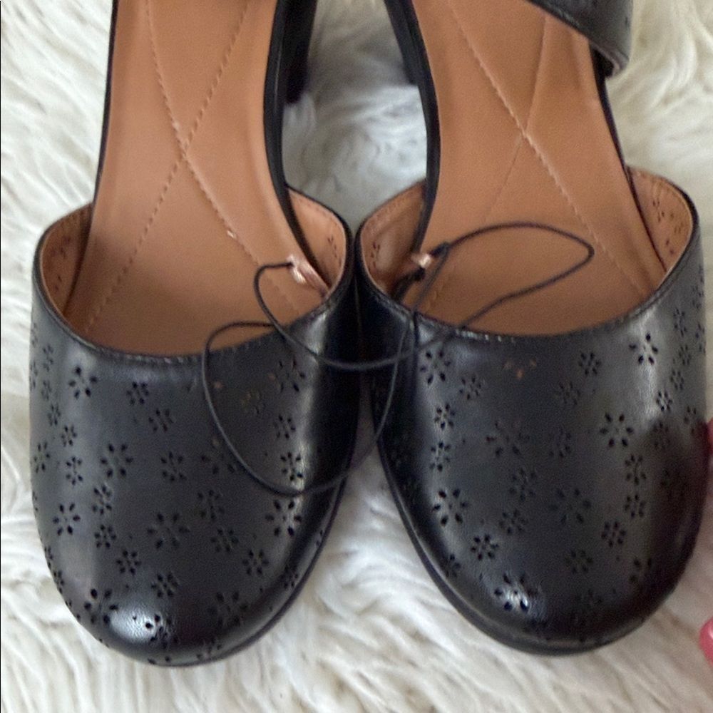Easy Spirit Black Perforated Size 8.5 NWOT - Picture 12 of 16